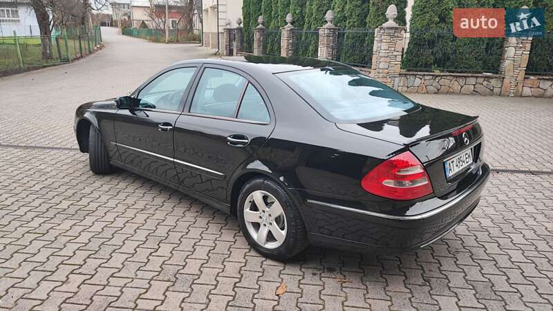 Седан Mercedes-Benz E-Class 2004 в Івано-Франківську