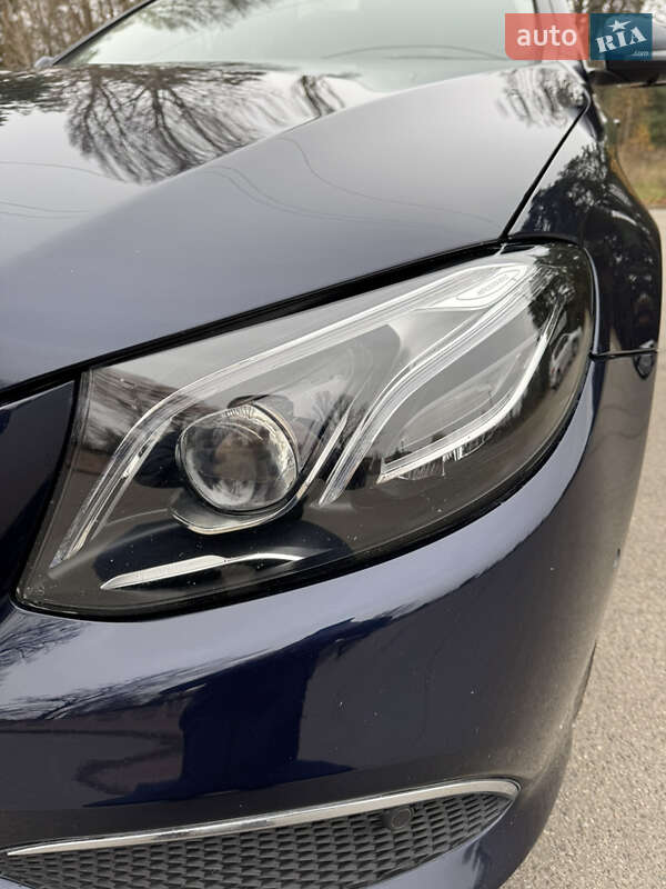 Седан Mercedes-Benz E-Class 2017 в Киеве фото 17 Седан Mercedes-Benz E-Class 2017 в Киеве