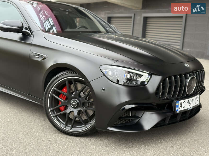Седан Mercedes-Benz E-Class 2021 в Киеве