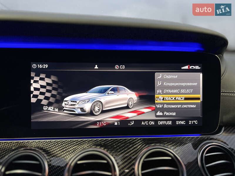 Седан Mercedes-Benz E-Class 2019 в Киеве