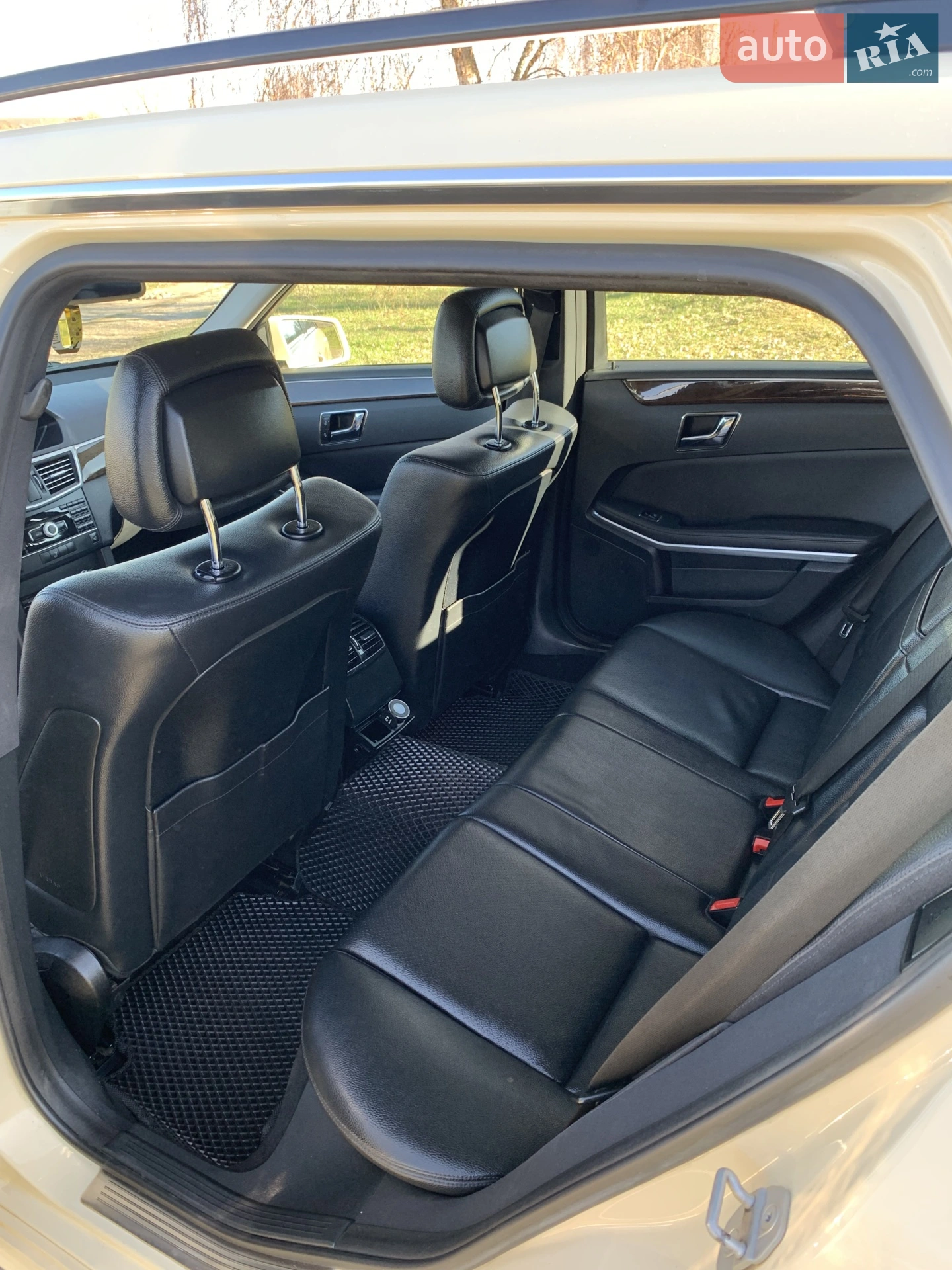 2010 Mercedes-Benz E-klasse - мініатюра 10