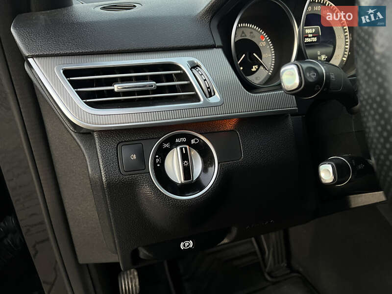 Седан Mercedes-Benz E-Class 2014 в Сваляві фото 22 Седан Mercedes-Benz E-Class 2014 в Сваляві