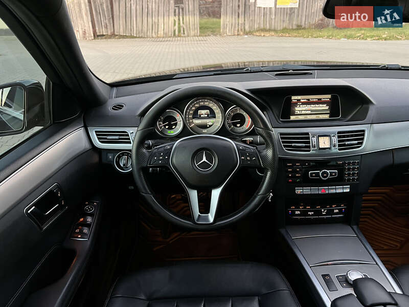 Седан Mercedes-Benz E-Class 2014 в Сваляві фото 28 Седан Mercedes-Benz E-Class 2014 в Сваляві