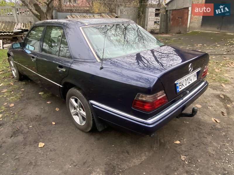 Седан Mercedes-Benz E-Class 1994 в Ровно фото 2 Седан Mercedes-Benz E-Class 1994 в Ровно