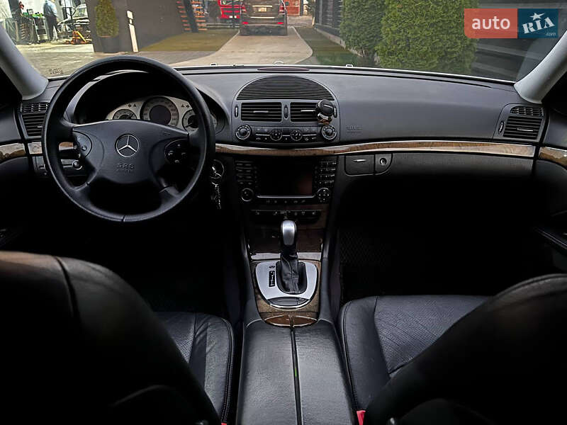 Седан Mercedes-Benz E-Class 2003 в Шептицькому