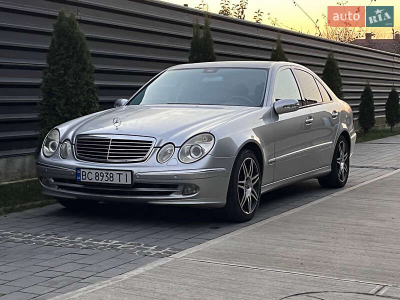 Седан Mercedes-Benz E-Class 2003 в Шептицькому