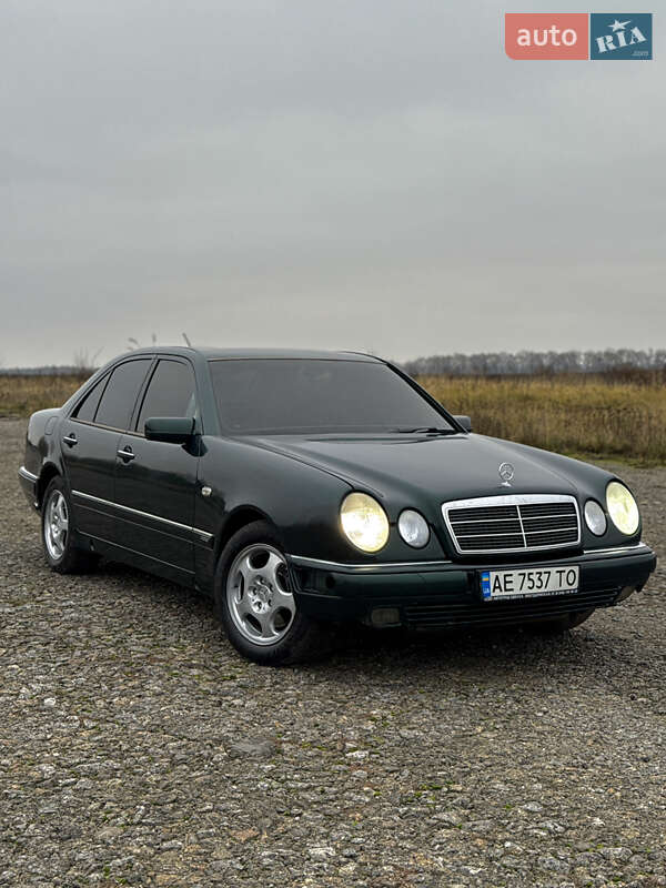Седан Mercedes-Benz E-Class 1998 в Казатине фото 2 Седан Mercedes-Benz E-Class 1998 в Казатине