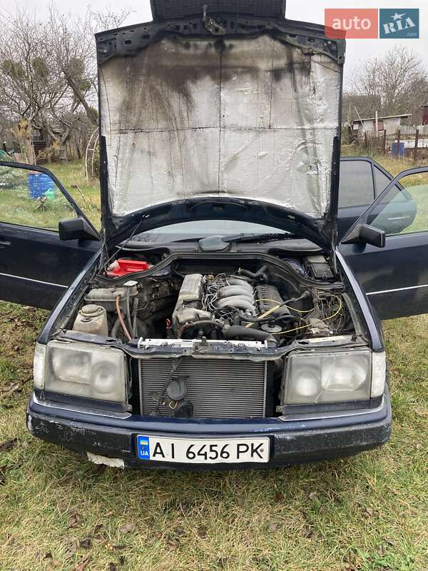 Седан Mercedes-Benz E-Class 1989 в Білій Церкві