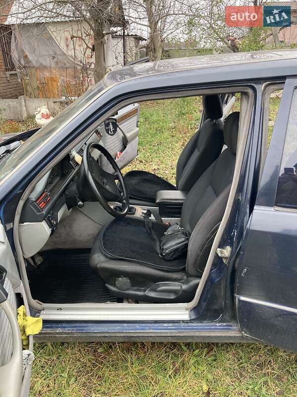 Седан Mercedes-Benz E-Class 1989 в Білій Церкві