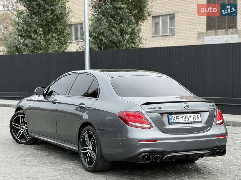 Седан Mercedes-Benz E-Class 2018 в Днепре