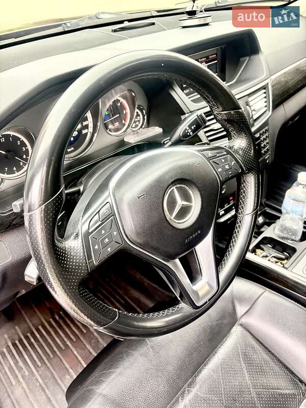 Седан Mercedes-Benz E-Class 2012 в Житомире фото 7 Седан Mercedes-Benz E-Class 2012 в Житомире