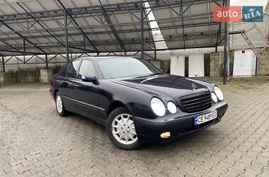 Седан Mercedes-Benz E-Class 2001 в Кицмани