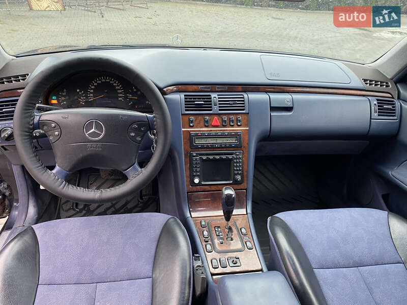 Седан Mercedes-Benz E-Class 2001 в Кіцмані