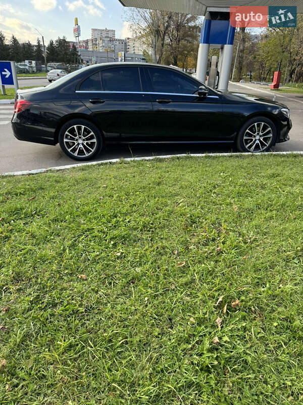 Седан Mercedes-Benz E-Class 2017 в Львові фото 7 Седан Mercedes-Benz E-Class 2017 в Львові