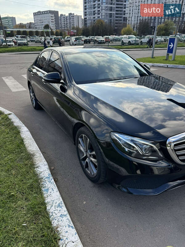 Седан Mercedes-Benz E-Class 2017 в Львові фото 8 Седан Mercedes-Benz E-Class 2017 в Львові