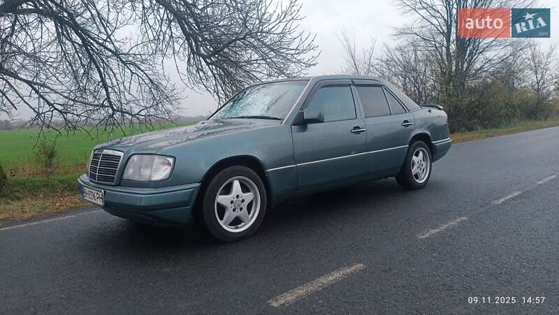 Седан Mercedes-Benz E-Class 1994 в Болграді фото 16 Седан Mercedes-Benz E-Class 1994 в Болграді