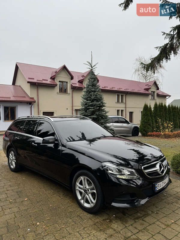Универсал Mercedes-Benz E-Class 2015 в Львове фото 7 Универсал Mercedes-Benz E-Class 2015 в Львове