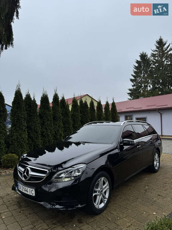 Универсал Mercedes-Benz E-Class 2015 в Львове фото 26 Универсал Mercedes-Benz E-Class 2015 в Львове