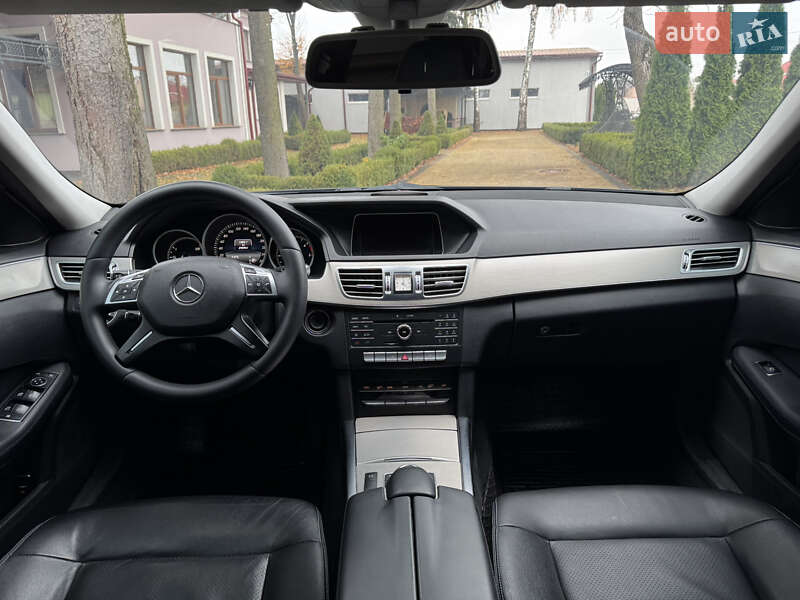 Универсал Mercedes-Benz E-Class 2015 в Львове фото 49 Универсал Mercedes-Benz E-Class 2015 в Львове