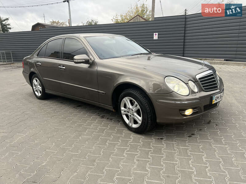 Седан Mercedes-Benz E-Class 2007 в Житомире фото Седан Mercedes-Benz E-Class 2007 в Житомире