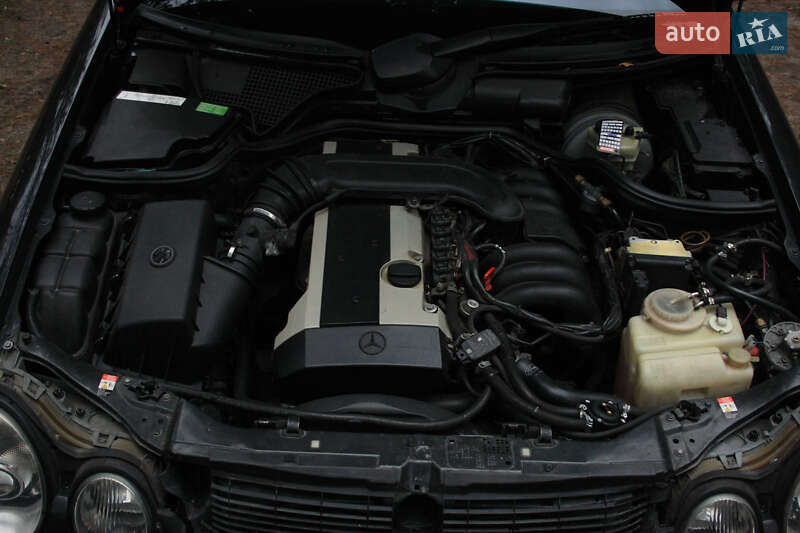 Седан Mercedes-Benz E-Class 1995 в Кропивницком