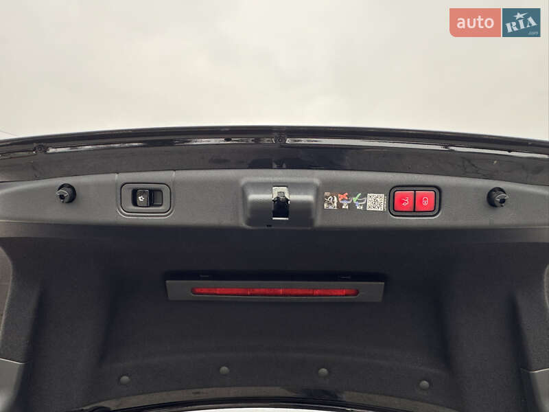 Седан Mercedes-Benz E-Class 2023 в Дніпрі