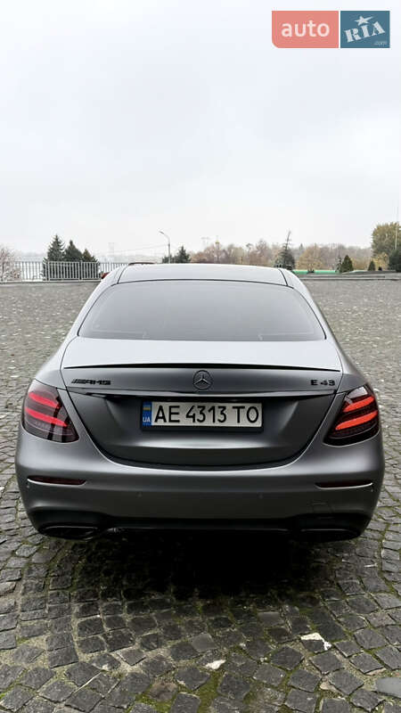 Седан Mercedes-Benz E-Class 2017 в Днепре фото 14 Седан Mercedes-Benz E-Class 2017 в Днепре