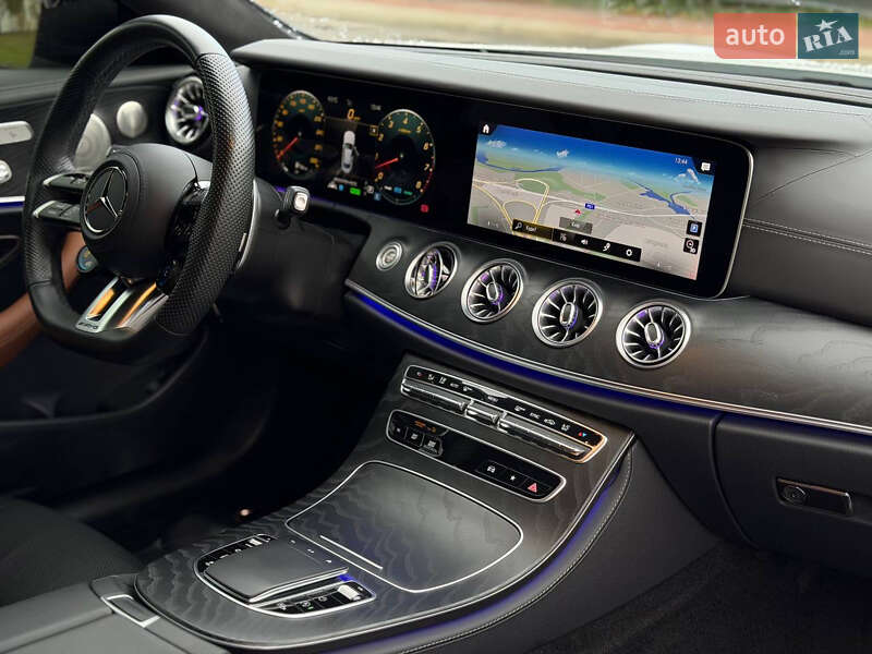 Купе Mercedes-Benz E-Class 2023 в Києві фото 16 Купе Mercedes-Benz E-Class 2023 в Києві