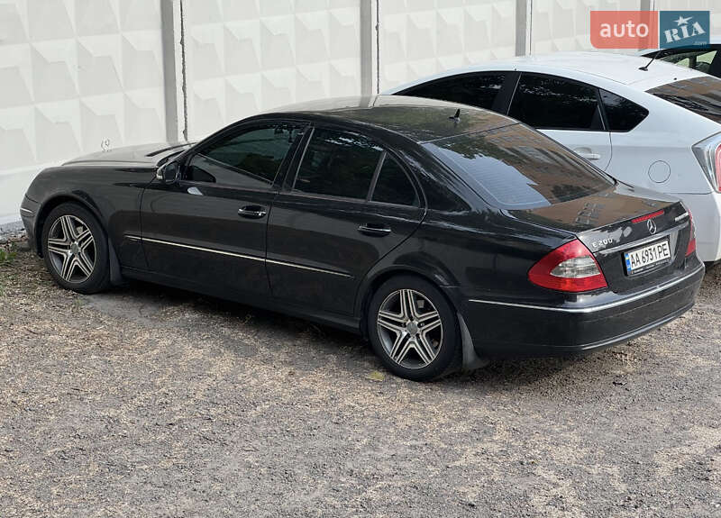 Mercedes-Benz E-Class 2007