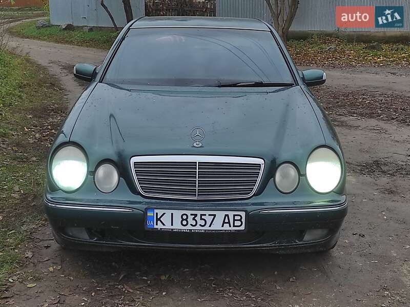Седан Mercedes-Benz E-Class 2000 в Тетиеве
