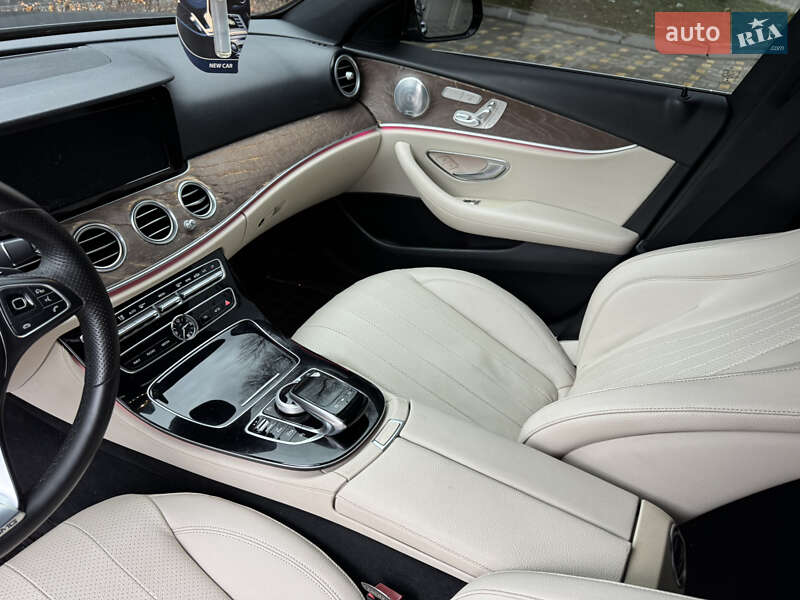 Седан Mercedes-Benz E-Class 2016 в Вінниці