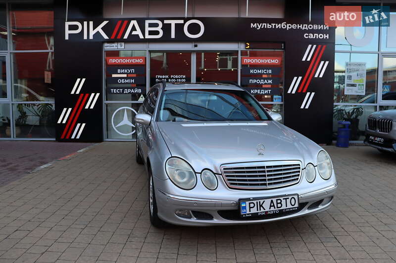 Mercedes-Benz E-Class 2005