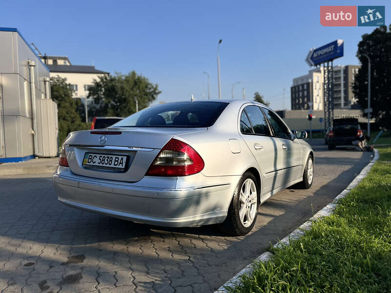 Седан Mercedes-Benz E-Class 2007 в Львове