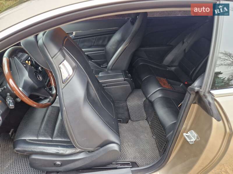 Купе Mercedes-Benz E-Class 2010 в Вишгороді фото 22 Купе Mercedes-Benz E-Class 2010 в Вишгороді