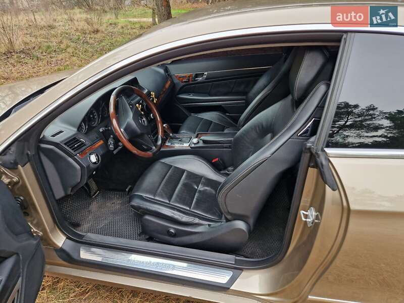 Купе Mercedes-Benz E-Class 2010 в Вишгороді фото 20 Купе Mercedes-Benz E-Class 2010 в Вишгороді