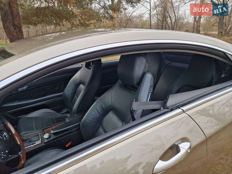 Купе Mercedes-Benz E-Class 2010 в Вишгороді фото 28 Купе Mercedes-Benz E-Class 2010 в Вишгороді