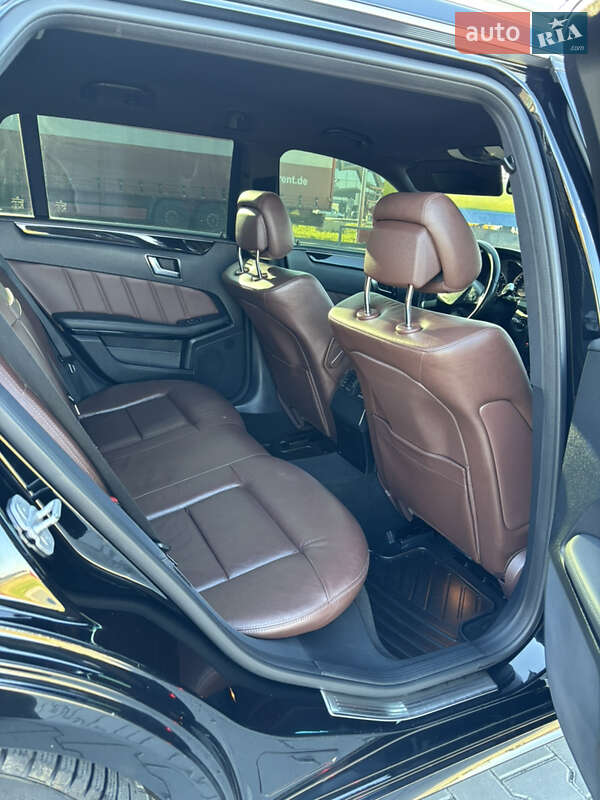 Універсал Mercedes-Benz E-Class 2012 в Луцьку