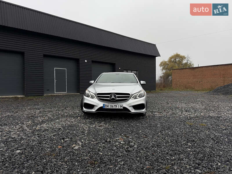 Седан Mercedes-Benz E-Class 2014 в Хмельницькому