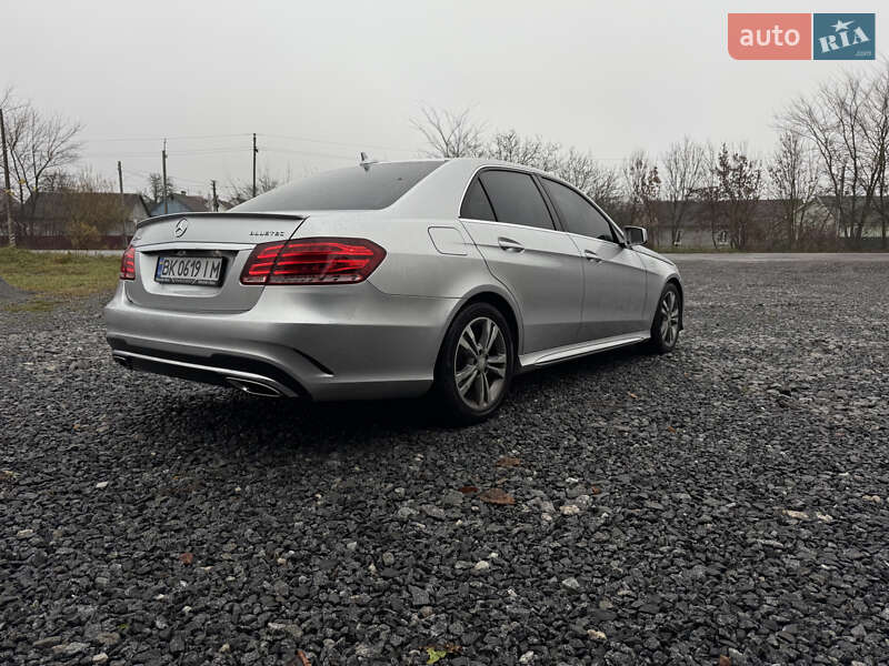 Седан Mercedes-Benz E-Class 2014 в Хмельницькому