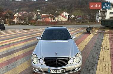 Седан Mercedes-Benz E-Class 2003 в Ужгороде