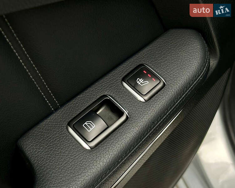 Седан Mercedes-Benz E-Class 2014 в Киеве