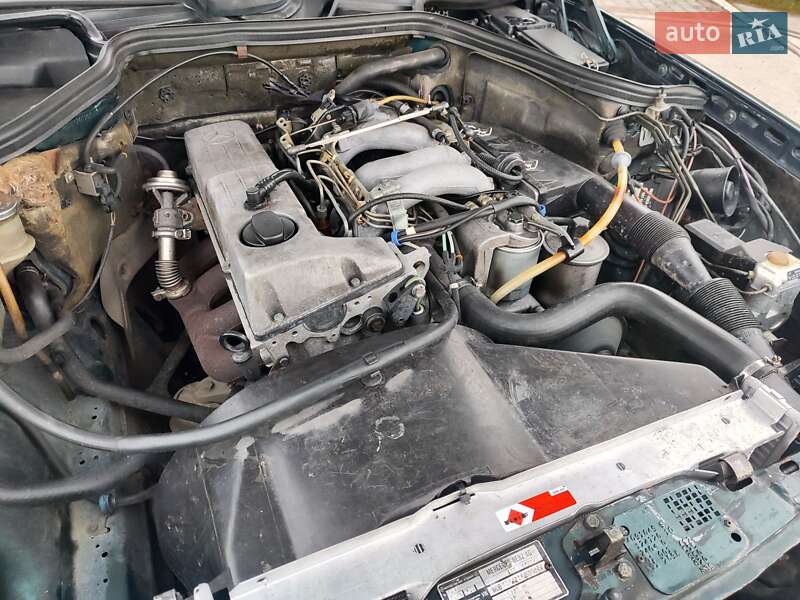 Седан Mercedes-Benz E-Class 1995 в Шептицькому