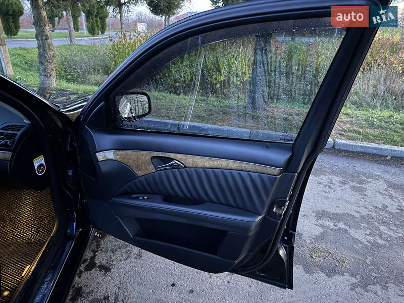 Седан Mercedes-Benz E-Class 2006 в Коломиї