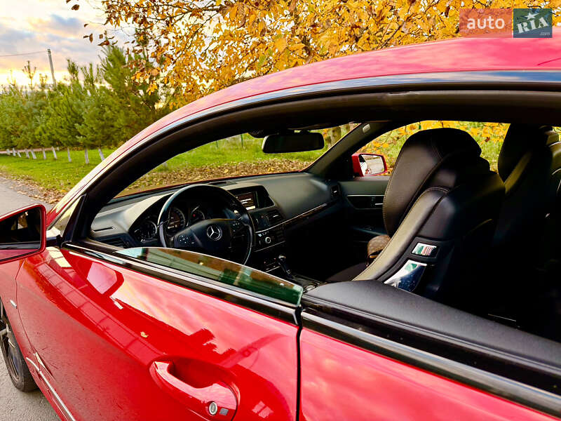 Купе Mercedes-Benz E-Class 2011 в Ужгороді фото 29 Купе Mercedes-Benz E-Class 2011 в Ужгороді