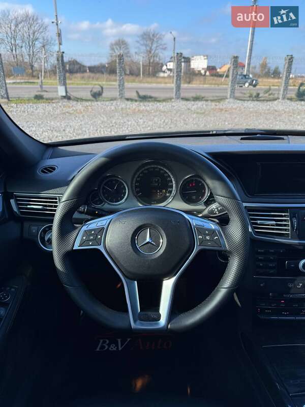 Седан Mercedes-Benz E-Class 2012 в Бродах
