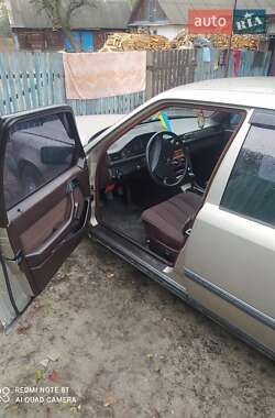 Седан Mercedes-Benz E-Class 1989 в Рівному