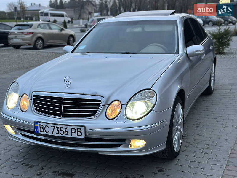 Седан Mercedes-Benz E-Class 2003 в Снятине