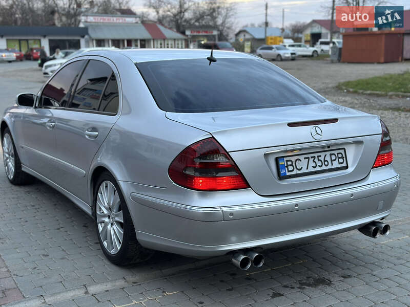 Седан Mercedes-Benz E-Class 2003 в Снятине