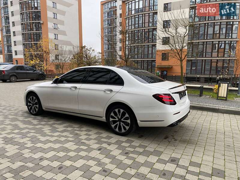 Седан Mercedes-Benz E-Class 2018 в Івано-Франківську