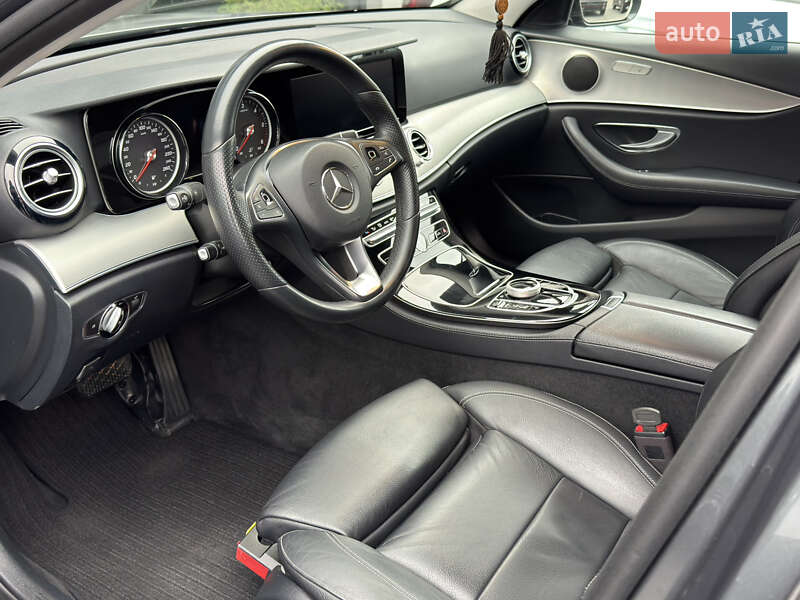 Седан Mercedes-Benz E-Class 2018 в Чернівцях фото 9 Седан Mercedes-Benz E-Class 2018 в Чернівцях